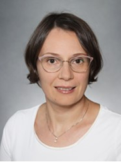 Desislava Domdey